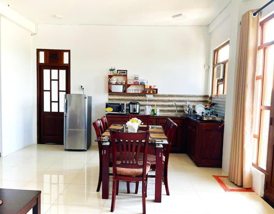 Saru Holiday Apartment - Upto 6 Guests Kandy Ngoại thất bức ảnh